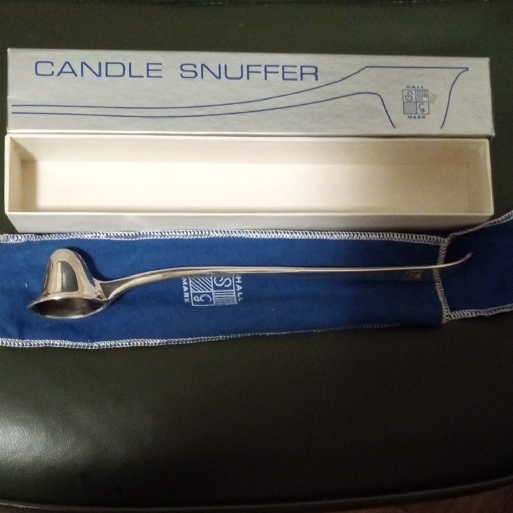 Hallmarked Silver Candle Snuffer - Silver